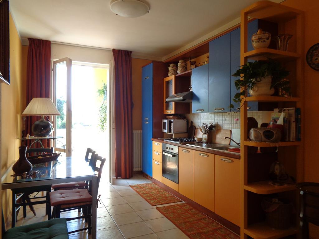 Liz Beth Apartamento Lucca Quarto foto