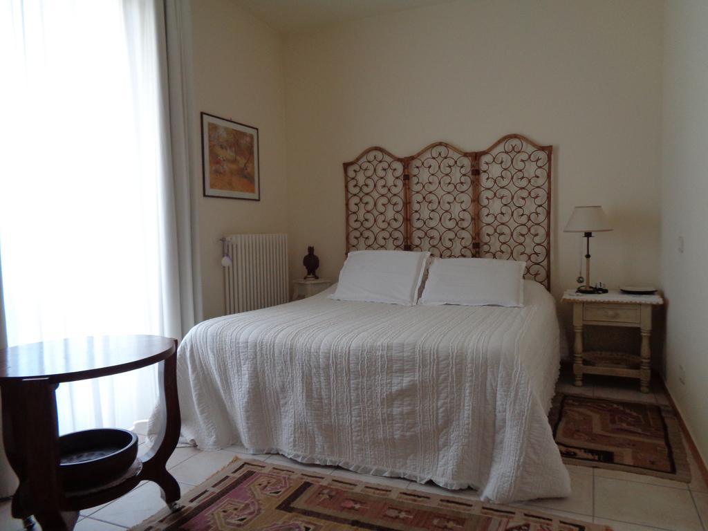 Liz Beth Apartamento Lucca Quarto foto